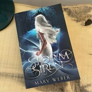 $5 DEAL Teen Fiction Paperback Storm Siren by Mary Weber Book Fantasy Adventure